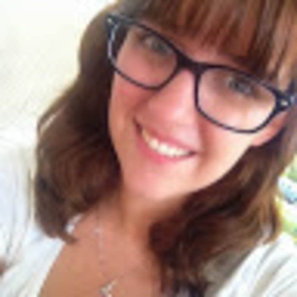 Meet your Posher, Caitlin